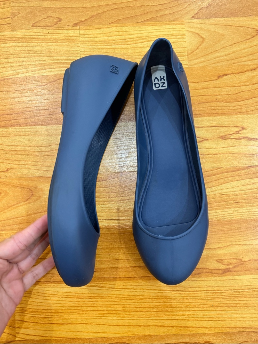 Zaxy Women's Navy Blue Ballet Flats